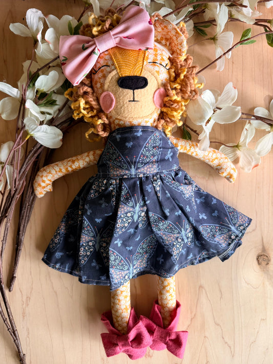 18” Heirloom Lion doll