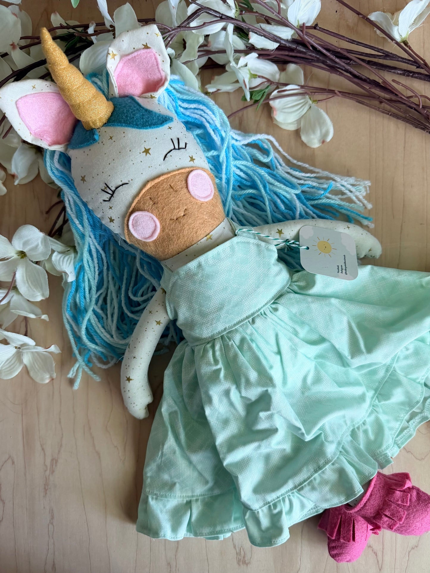 18” Unicorn Doll